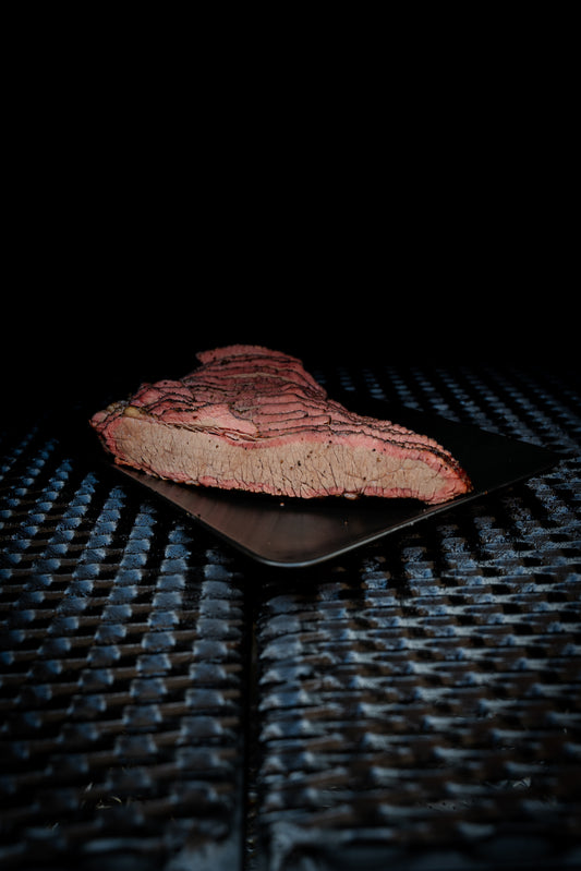 Brisket di manzo affumicato lentamente con legna di faggio