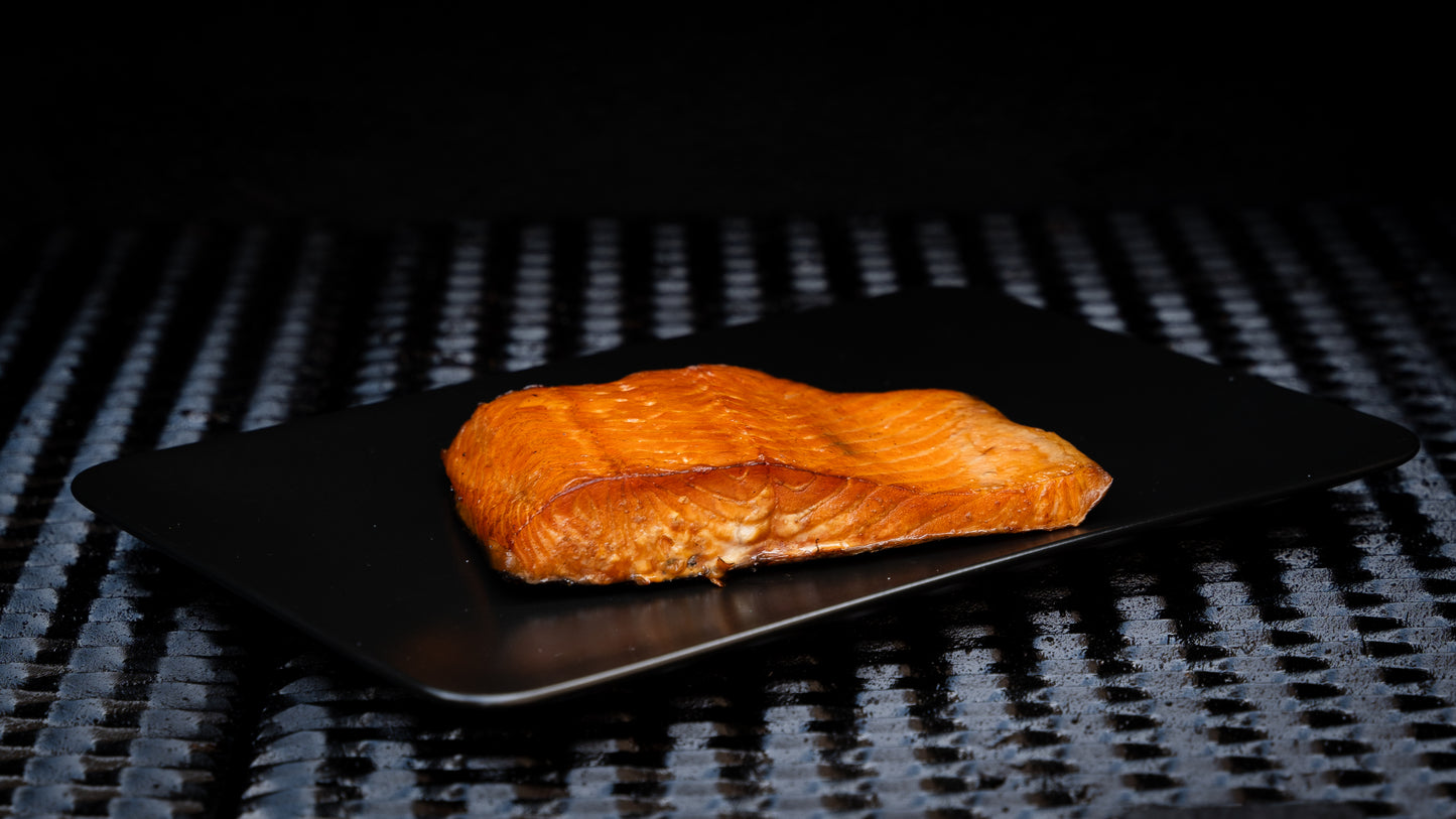 Trancio di salmone affumicato, affumicatura a caldo 